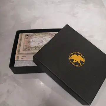 HUNTING WORLD 두겹 지갑 인증서 포함