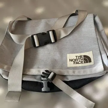 THE NORTH FACE 메신저 백 그레이/블랙