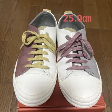캠퍼 가죽 스니커즈 25.0cm