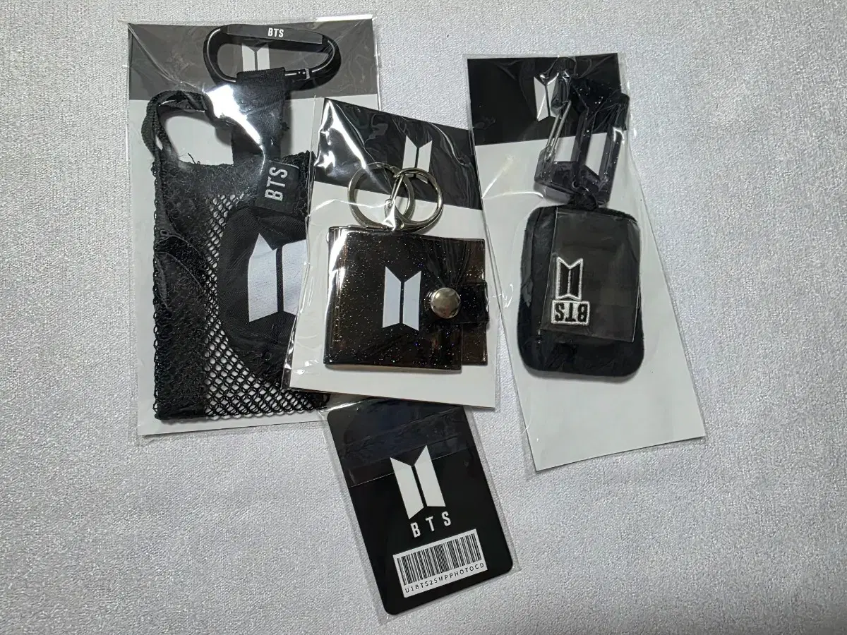 Bts Capsule Merch Poca Set