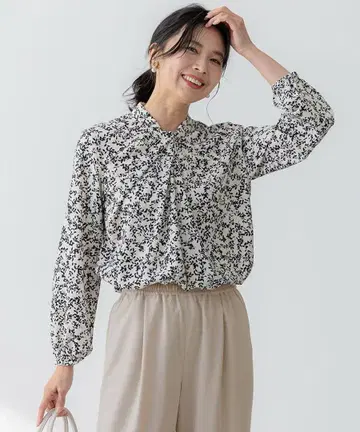 23구 섀도우 리프 프린트 블라우스