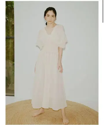 LO'r Shirring Drape Dress 셔링 드레이프 드레스