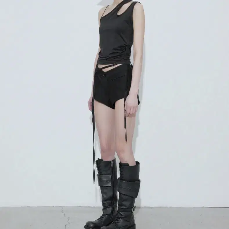 2025-25 秋冬新作  ハイブランドの BOHEMIAN SEOUL | 보헤미안서울 Bohemian Seoul Biker Top on トップス