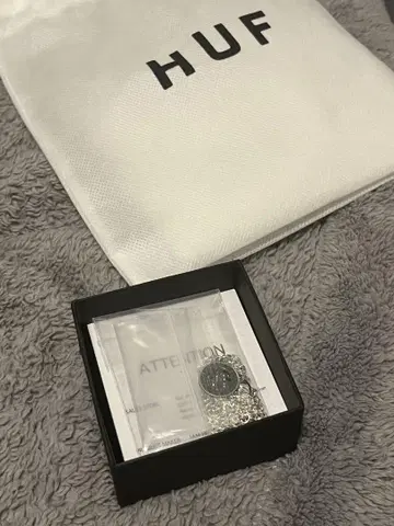 HUF REGIONAL NECKLACE 실버