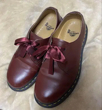 Dr. Martens 버건디 로퍼 리본 uk5