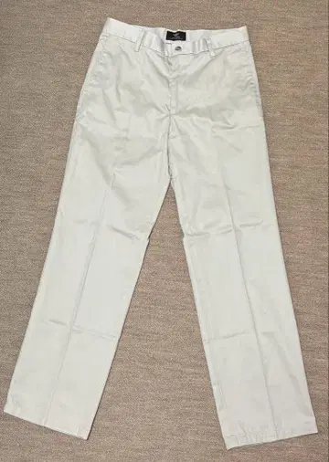 DOCKERS 베이지 스트레이트 핏 치노 팬츠