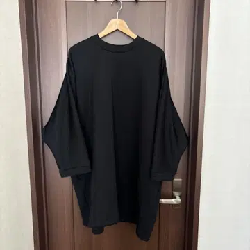 힘카시 폴라 테크 맥 슬리브 튜닉
