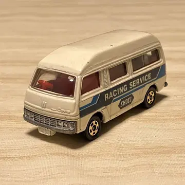 토미카 닛산 캐러밴 RACING SERVICE No.3 1/67