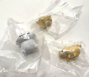문구와 함께 캐릭터 액세서리 스탠드 피규어입니다 3종
