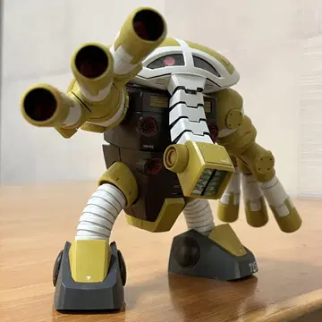 HGUC 1/144 주아그 완제품