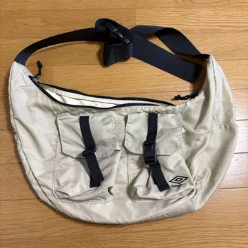 엄브로 숄더백