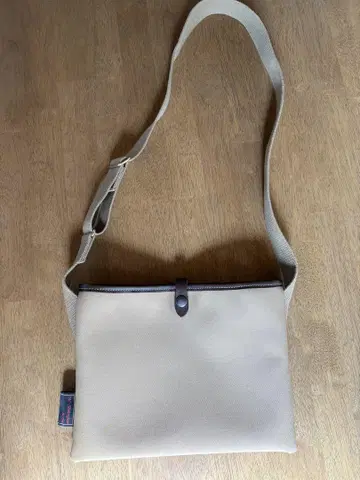 Mr Billingham & Co. 사코슈 베이지