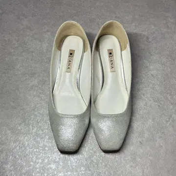 DIANA 다이애나 24cm 실버 스웨이드 느낌 펌프스