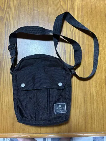블랙 숄더백