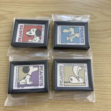 PEANUTS 스누피 프레임 마그넷 4개 세트