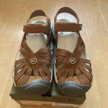 KEEN 로즈 샌들 23cm