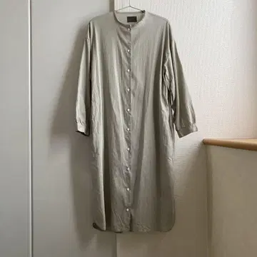 오로네 아브릴 롱 셔츠 라이트 베이지