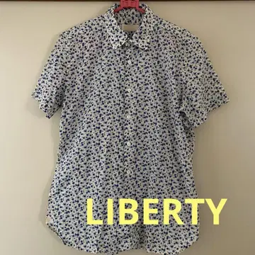LIBERTY 영국제 반팔 블라우스 파랑 작은 꽃