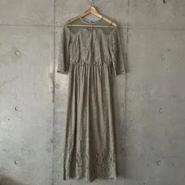 그레이 레이스 오프숄더 7부 기장 롱 원피스