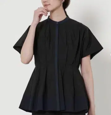 새상품 UNITED ARROWS 자수 돌먼 슬리브 블라우스