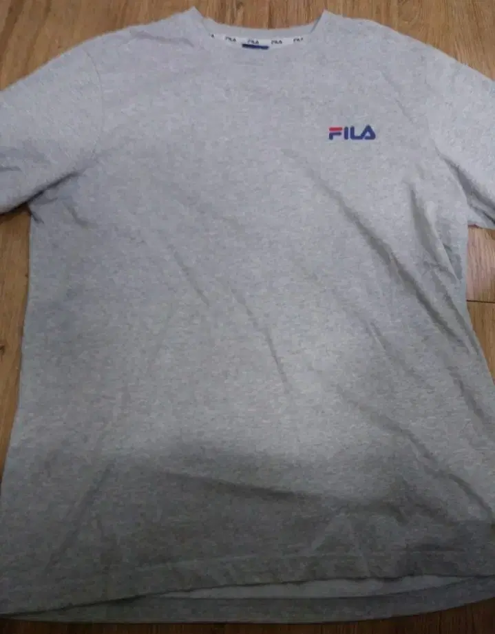 Fila Logo Round Short Sleeve T-shirt (Size 105)