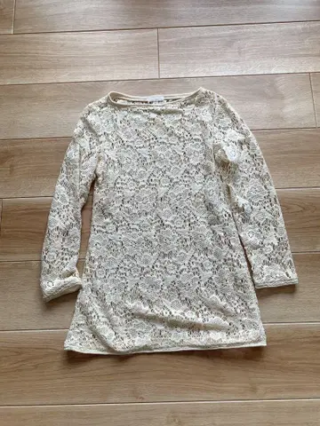 H&M 아이보리 레이스 긴팔 튜닉 M