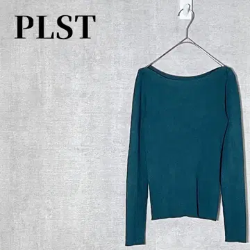 PLST 플라스테 리브 니트 긴팔 보트넥 백 버튼 풀오버