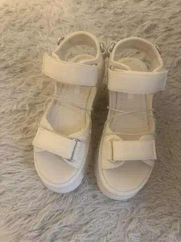SNIDEL 스트랩 스니커즈 밑창 샌들 24cm 화이트