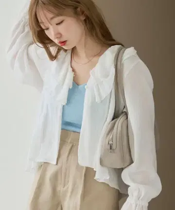 카스타네 메쉬 프릴 블라우스