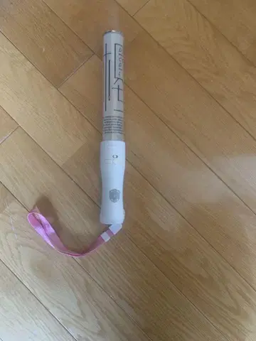 사쿠라자카46 데뷔 카운트다운 라이브 응원봉