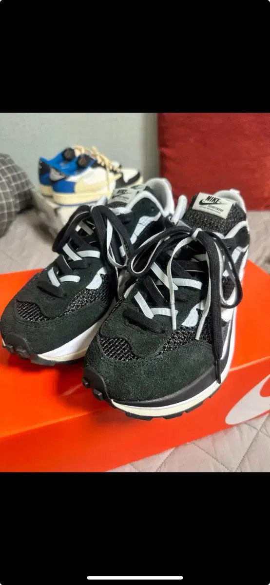 Sacai VaporWaffle White/Black (Size 265)