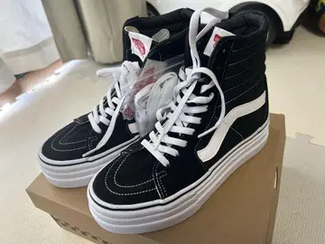 Vans Sk8-Hi 블랙/화이트