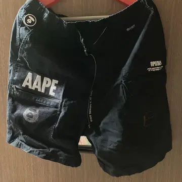 AAPE UNIVERSE 블랙 하프 팬츠