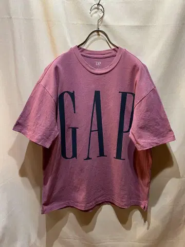 GAP PAINTED ROSE 빅 로고 티셔츠 M 사이즈