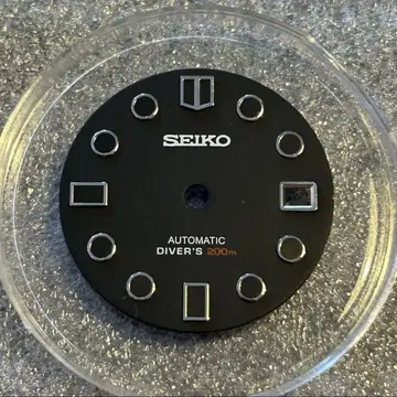 다이얼 AUTOMATIC DIVER'S 200m 28.5 mm