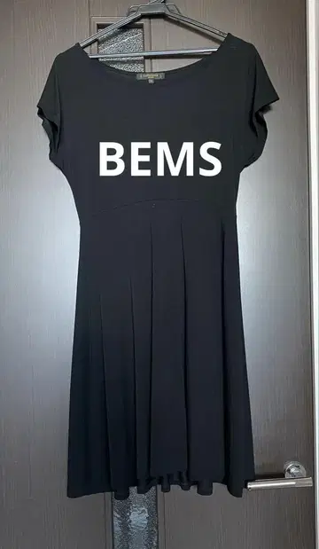 BEMS 반팔 원피스