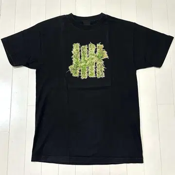 UNDEFEATED BUDS STRIKES 티셔츠 블랙 M