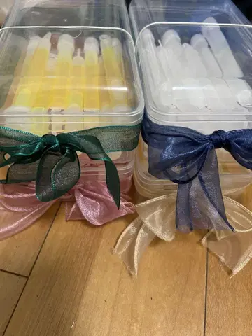 피로연 드레스 색상 맞추기 응원봉