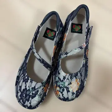 JS 하트 라벨 펌프스 24cm 일본제