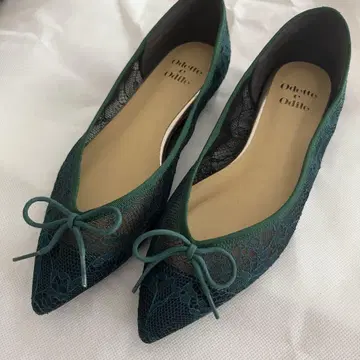 Odette e Odile 다크 그린 플랫 슈즈