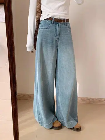 라이트 블루 와이드 레그 데님 팬츠