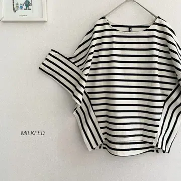 MILKFED. 변형 보더 탑 블랙 베이지 1323
