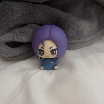 미카게 레오 앉은 피규어