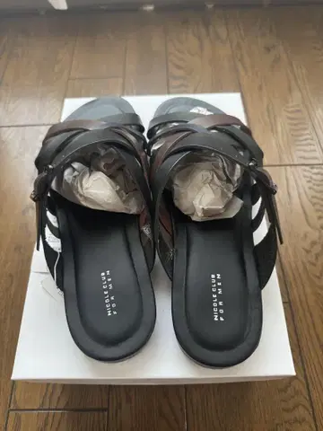 새상품 이탈리아제 남성용 샌들 26.5cm