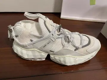 컨디션 최상 JIMMY CHOO 통굽 스니커즈 36 화이트