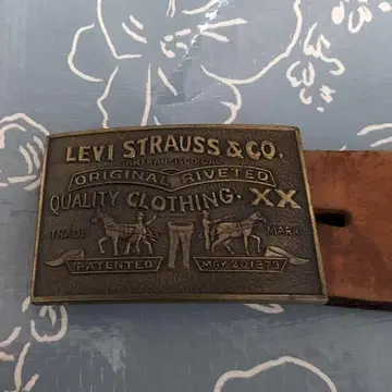 LEVI STRAUSS & CO. 가죽 벨트