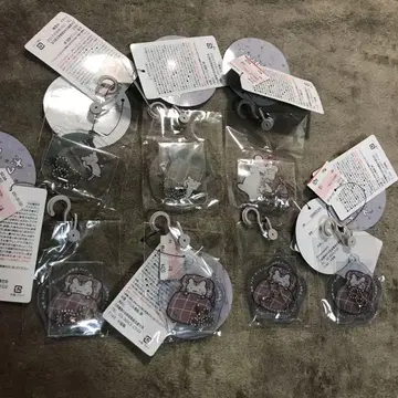 화이트 타이거와 블랙 타이거 아크릴 키링 7개 세트