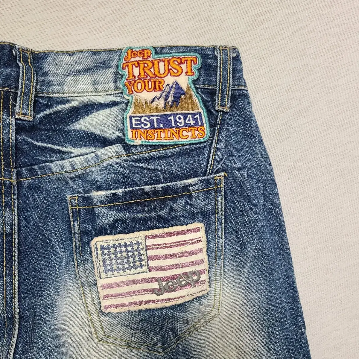 Jeep 3/4 Length Wappen Denim Pants, Women's Size 28 - 0619