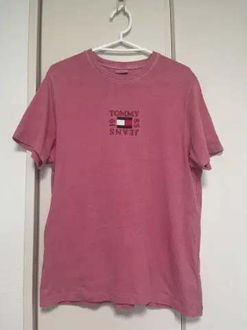 레어 TOMMY JEANS 핑크 반팔 티셔츠 빈티지 가공