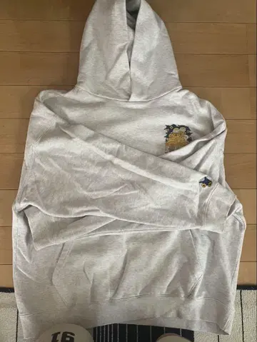 그레이 후드 부착 후드티와 조거 팬츠 세트